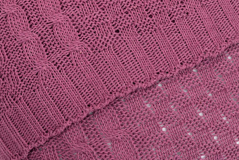 COJIN HILO BORLONES BERENJENA 50x15x50 CM - Min.2 uds
