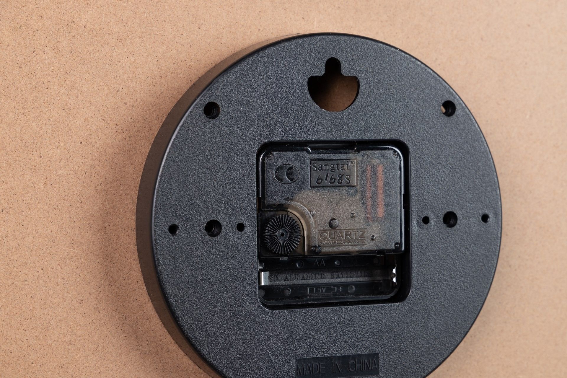 RELÓGIO DE PAREDE DE METAL NATURAL 40x4,5x40 CM