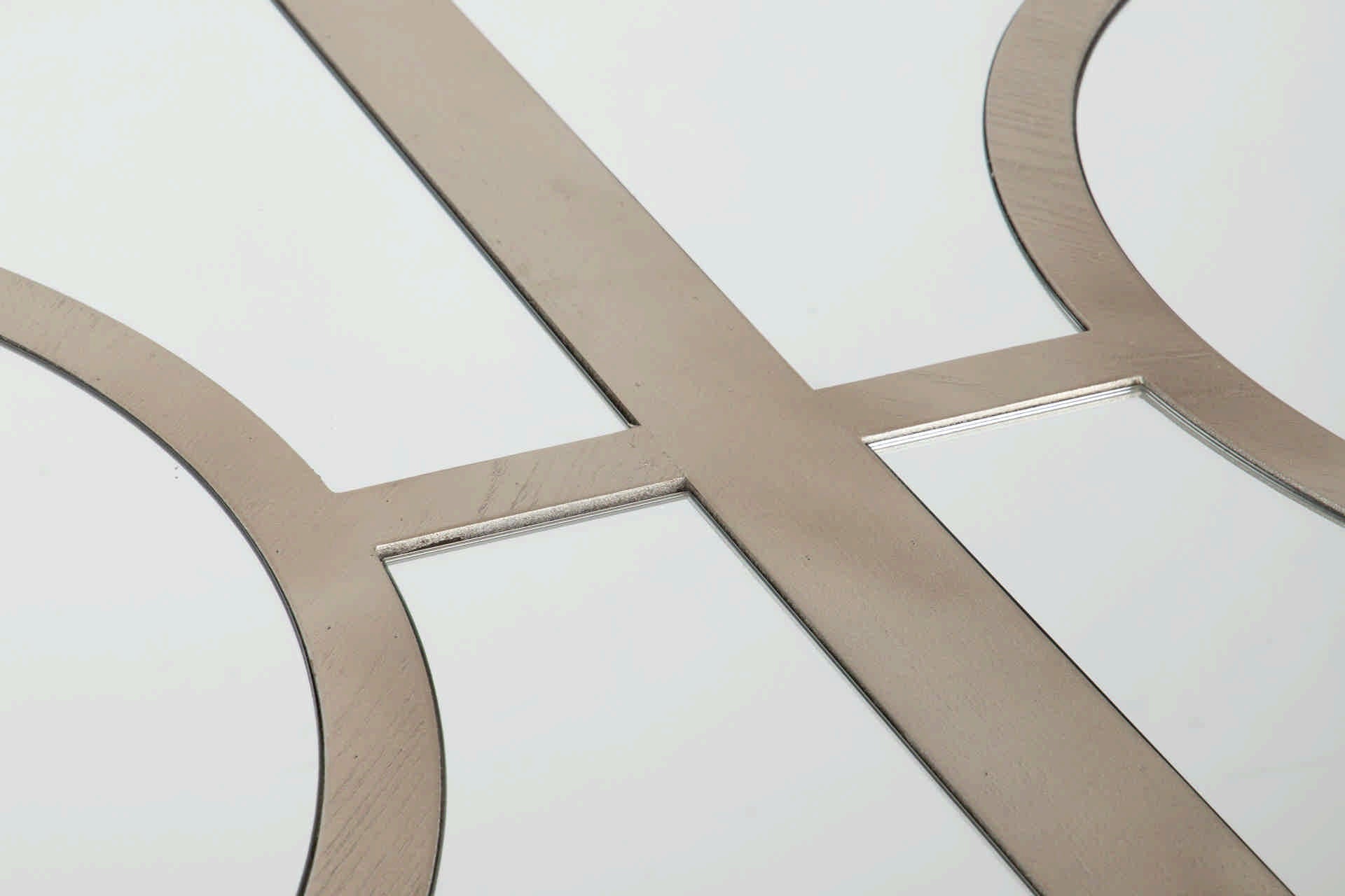 MESA DE JANTAR DE MADEIRA E METAL CHAMPAGNE 180x90x77 CM