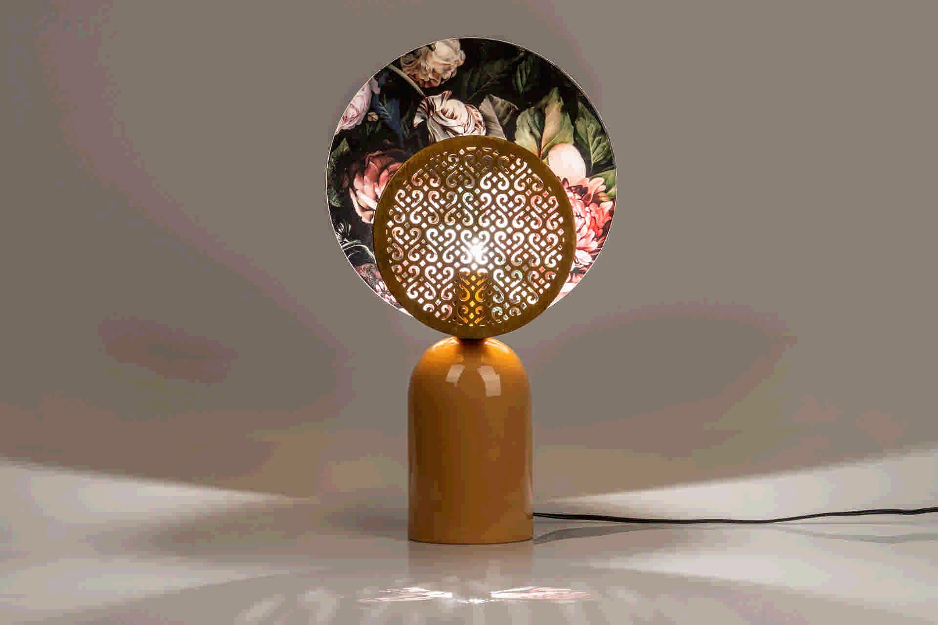 CANDEEIRO DE MESA DE METAL DOURADO 31x13x52 CM