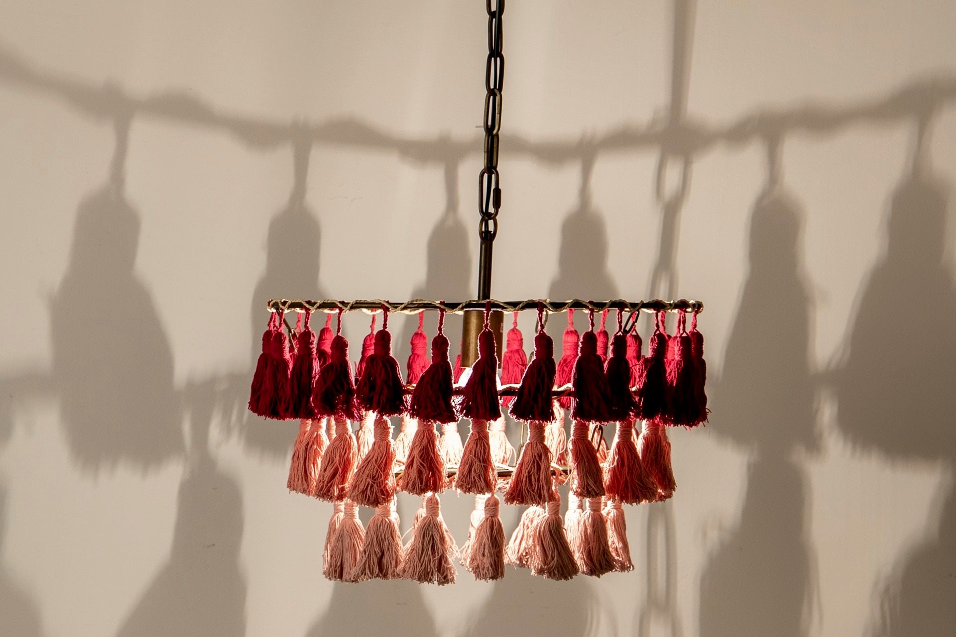 TASSEL CEILING LAMP 3 COLORS 45x45x146 CM CM