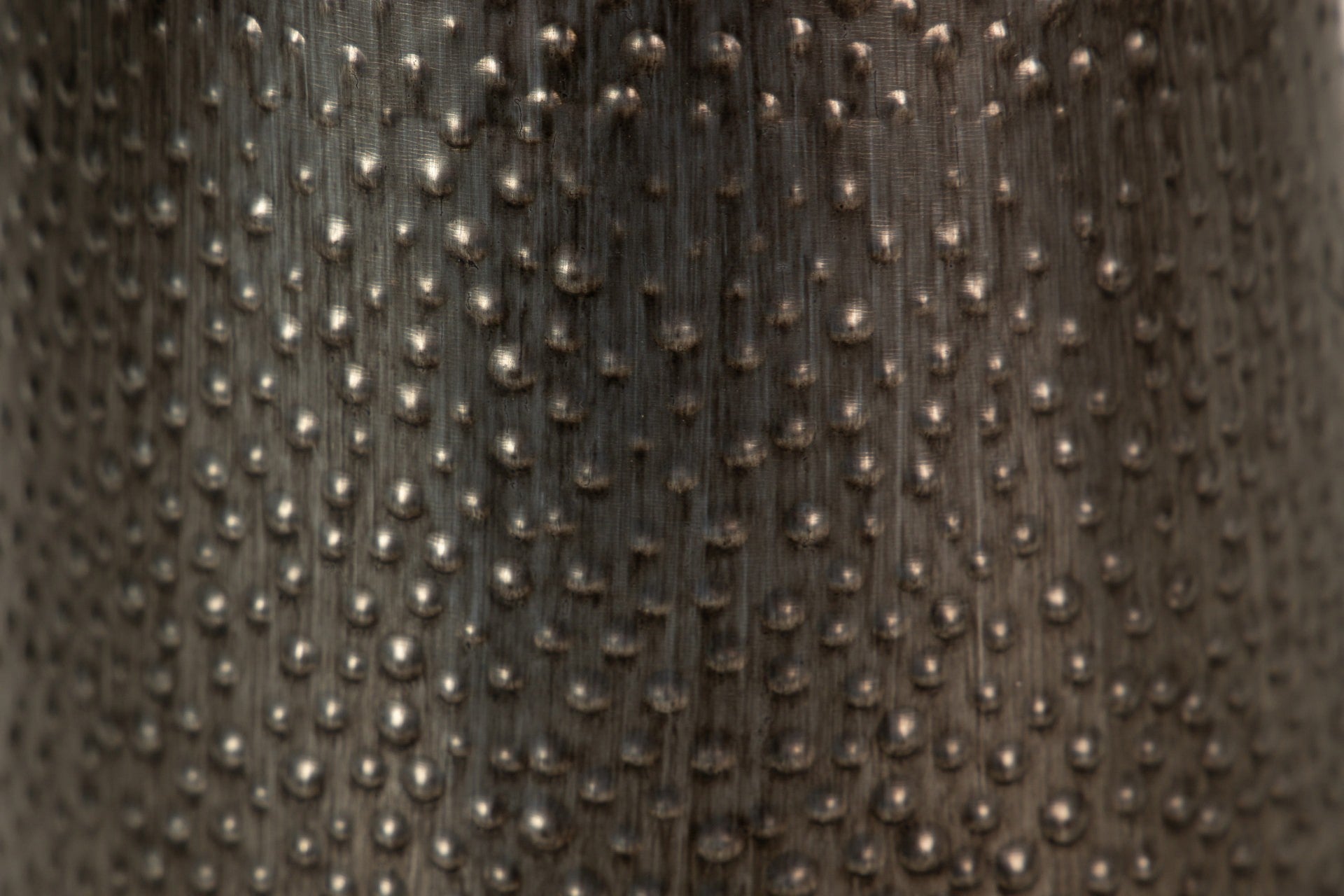 BROWN METAL VASE 25x25x47 CM