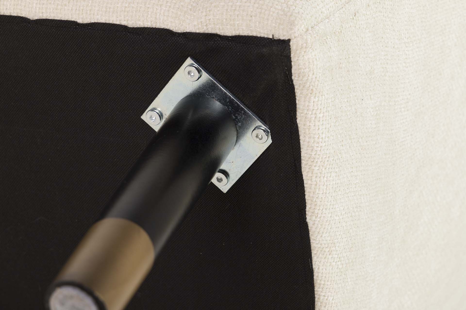 BEIGE CHENILLE ARMCHAIR 70x72x80 CM