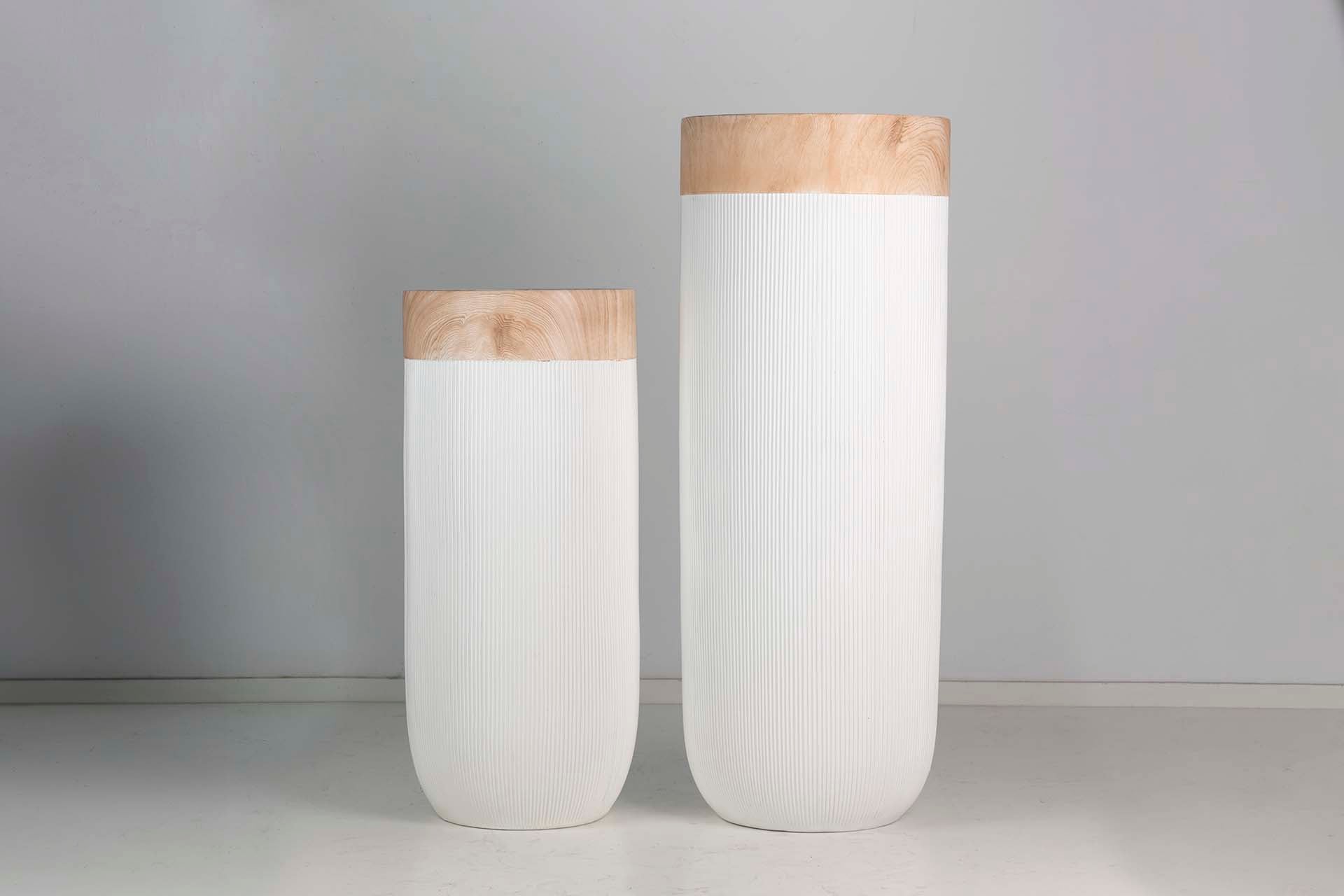 VASO DE FLORES DE POLIRESINA BRANCA 46x46x121 CM