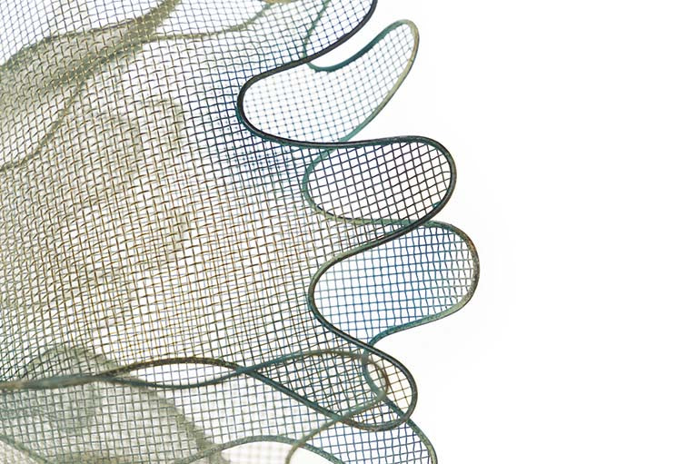 BLUE METAL HANGING FISH FIGURE 73x53x46 CM