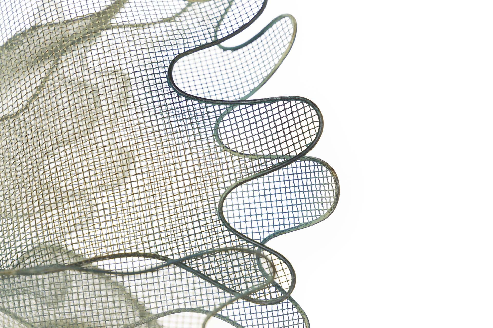 BLUE METAL HANGING FISH FIGURE 73x53x46 CM