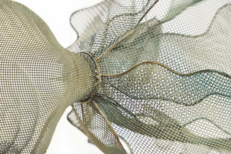 BLUE METAL HANGING FISH FIGURE 73x53x46 CM