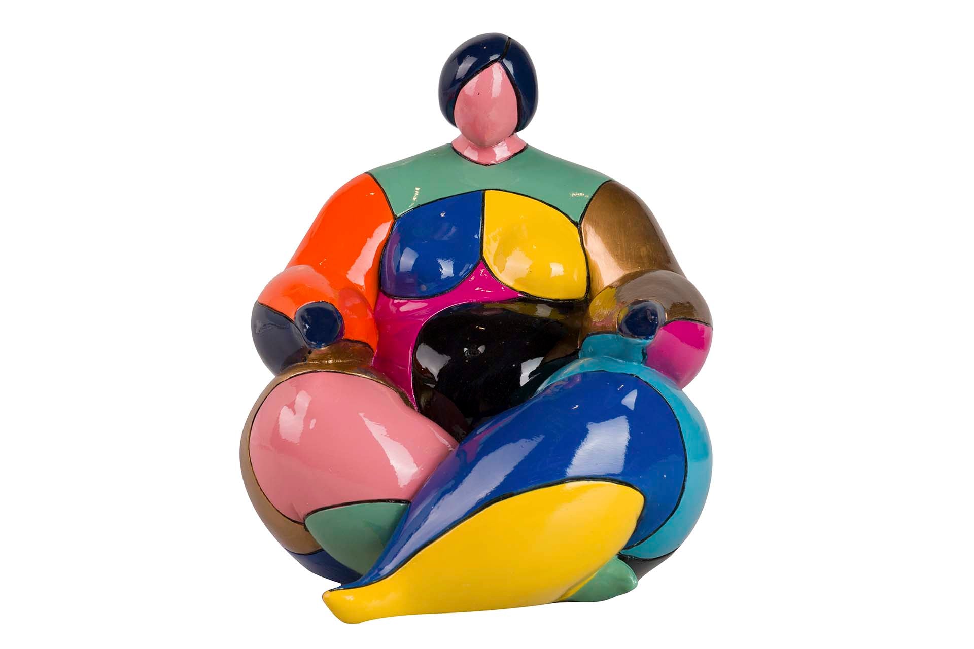 RESIN WOMAN FIGURE 21x19x22 CM