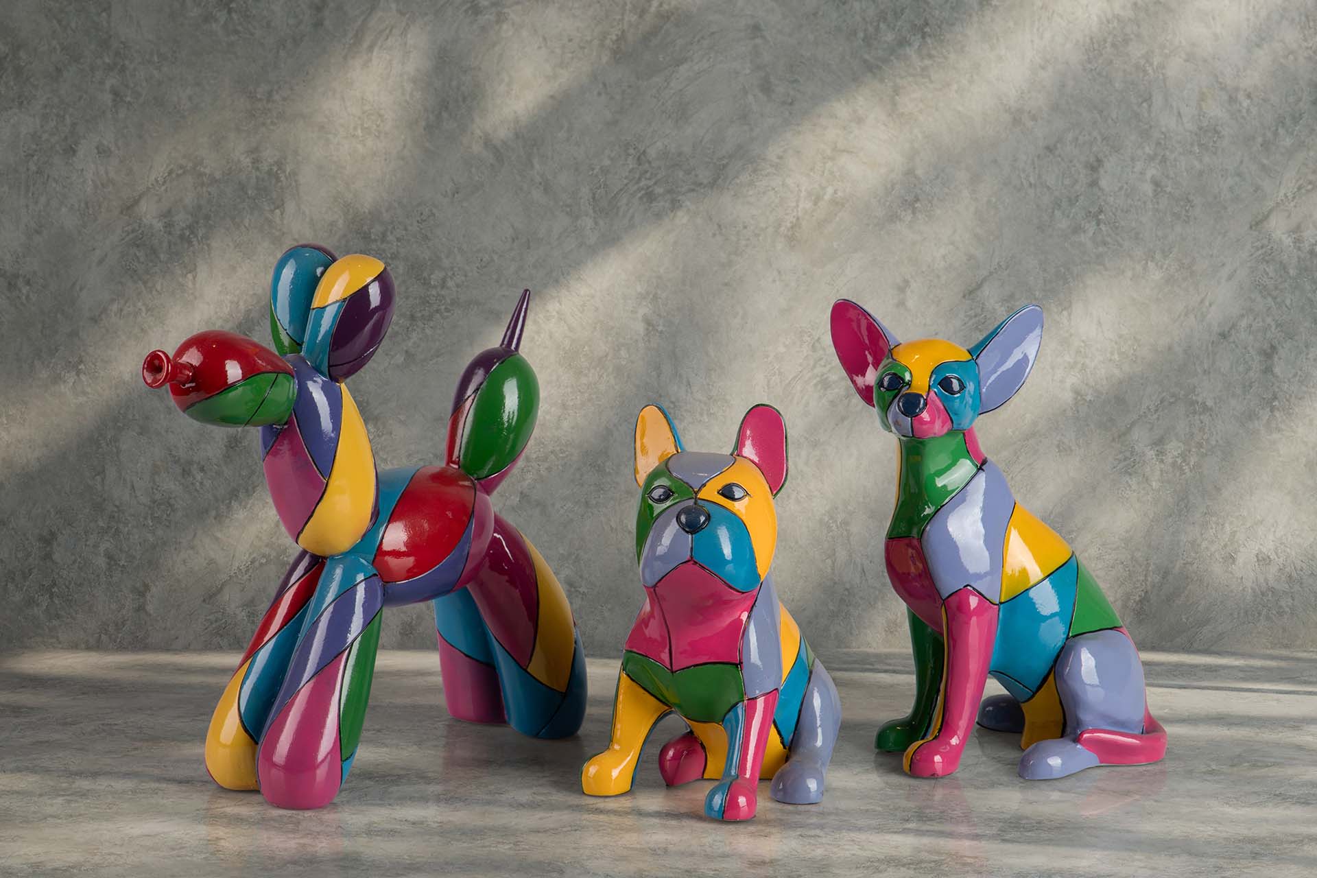 FIGURA PERRO CHIHUAHUA CEMENTO 18x12x24 CM