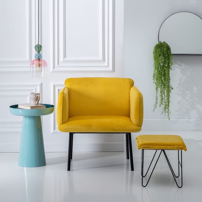 Poltrona de tecido de veludo amarelo e metal 76 x 64 x 77 cm