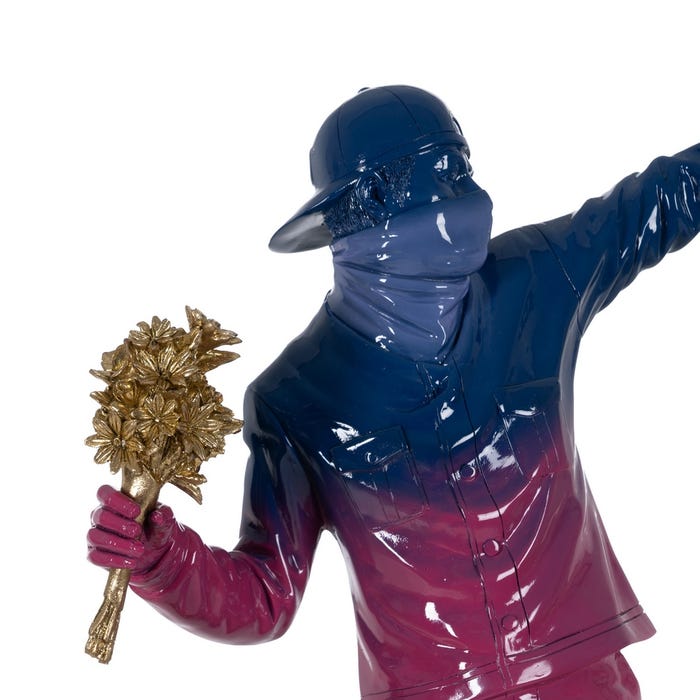 Figura de menino de resina multicolorida 41,50 x 24 x 66,50 cm