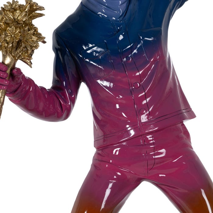 Figura de menino de resina multicolorida 41,50 x 24 x 66,50 cm