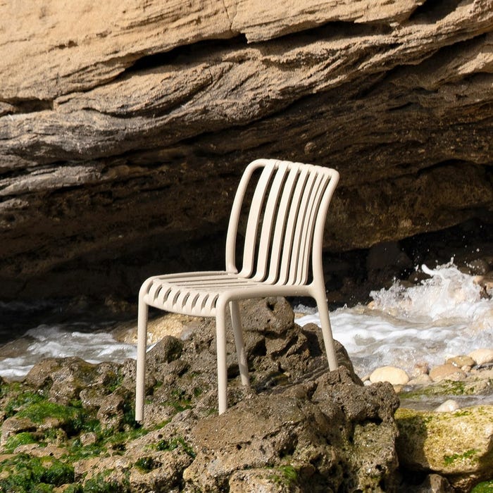 Beige Outdoor Polypropylene Chair 50 X 58 X 80 Cm