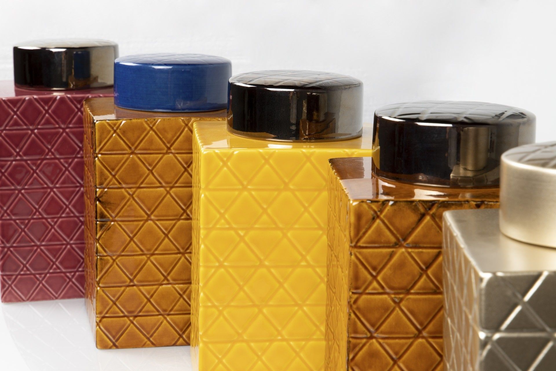 TIBOR CERAMICA BURDEOS ORO 19x19x31 CM