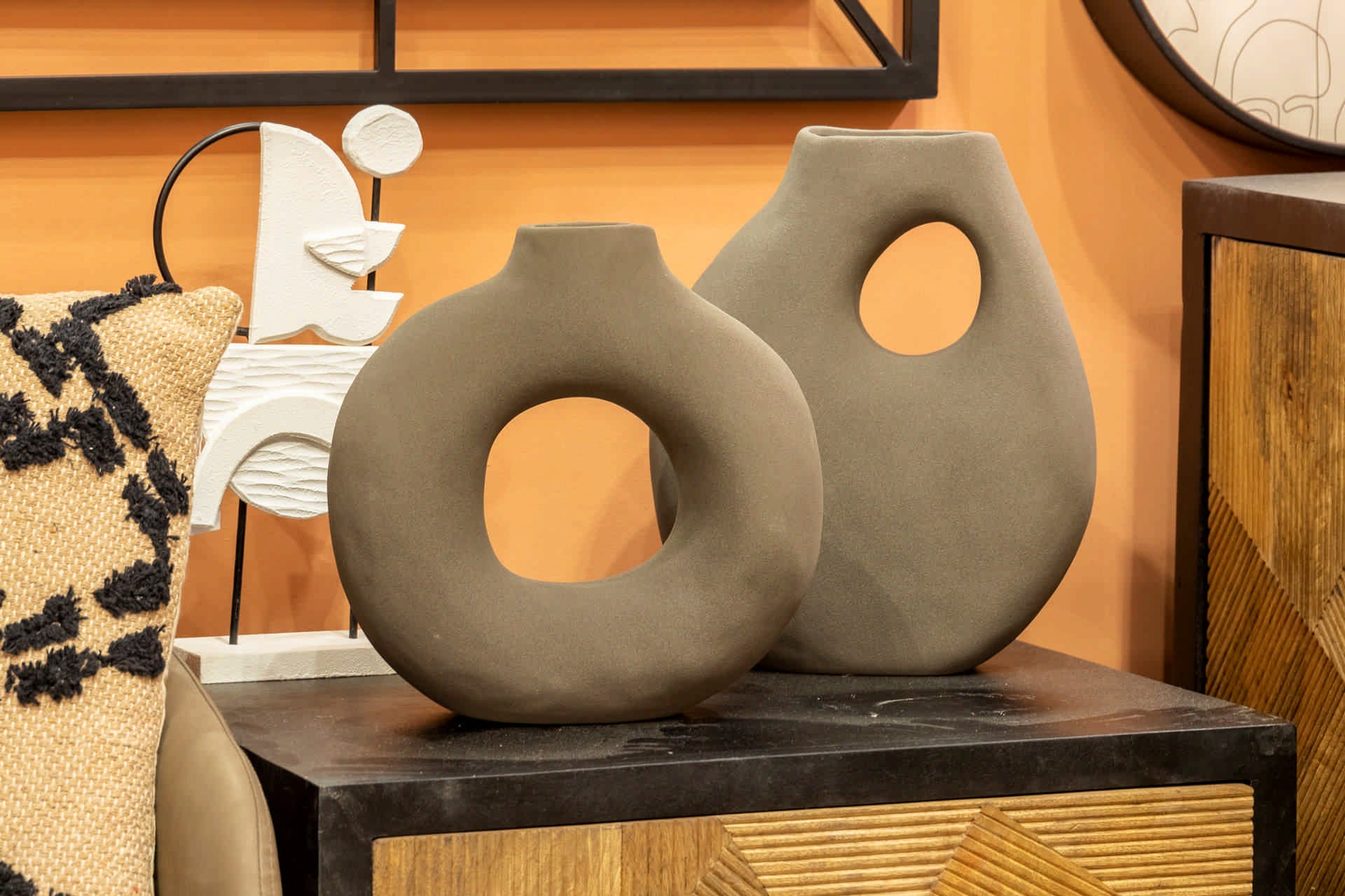 JARRON CERAMICA GRIS TERRACOTA 26x9x27 CM