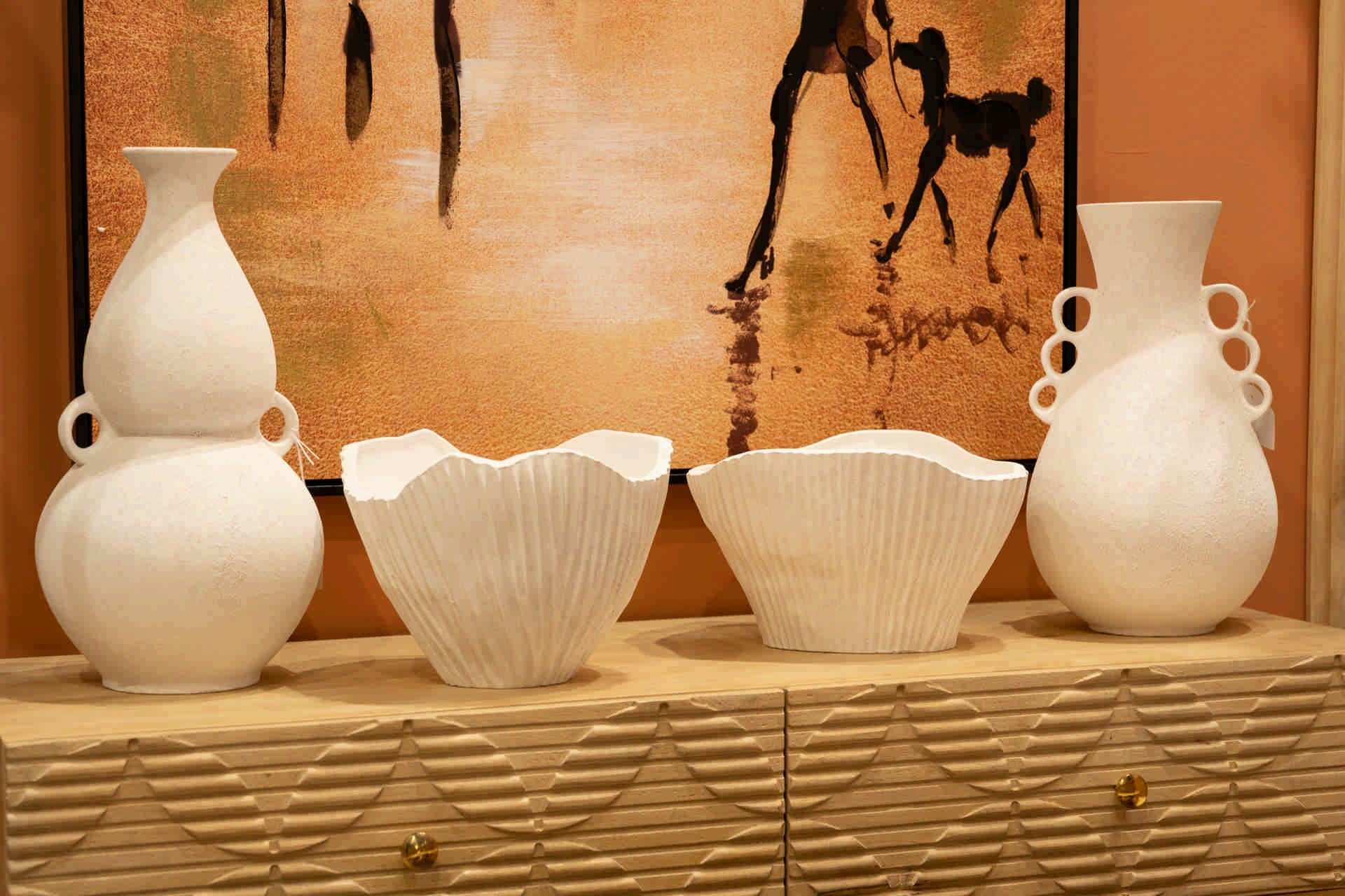 WHITE CERAMIC CENTER CENTER 23x21x17 CM
