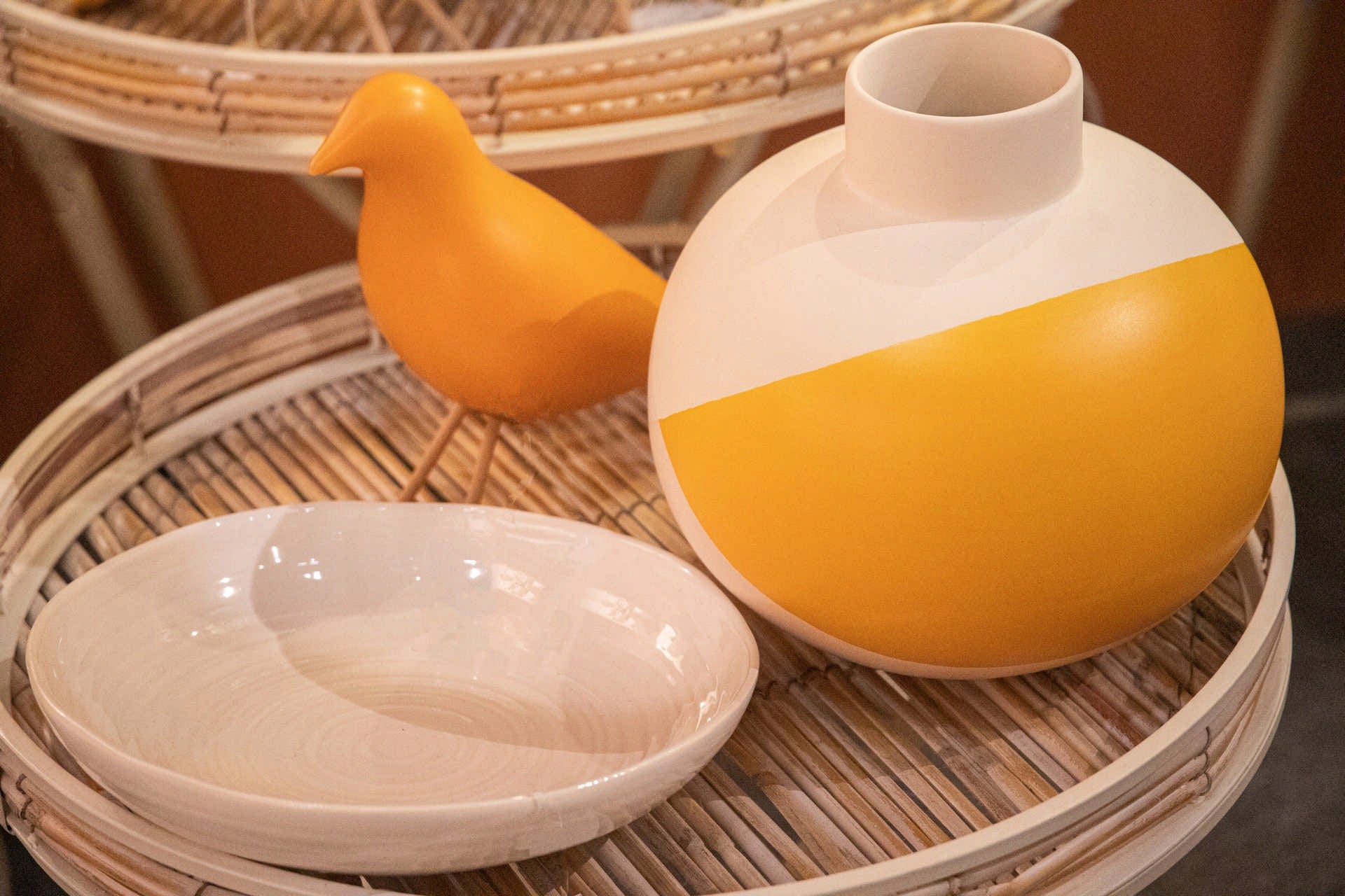 JARRON CERAMICA BEIGE AMARILLO 22x22x23 CM