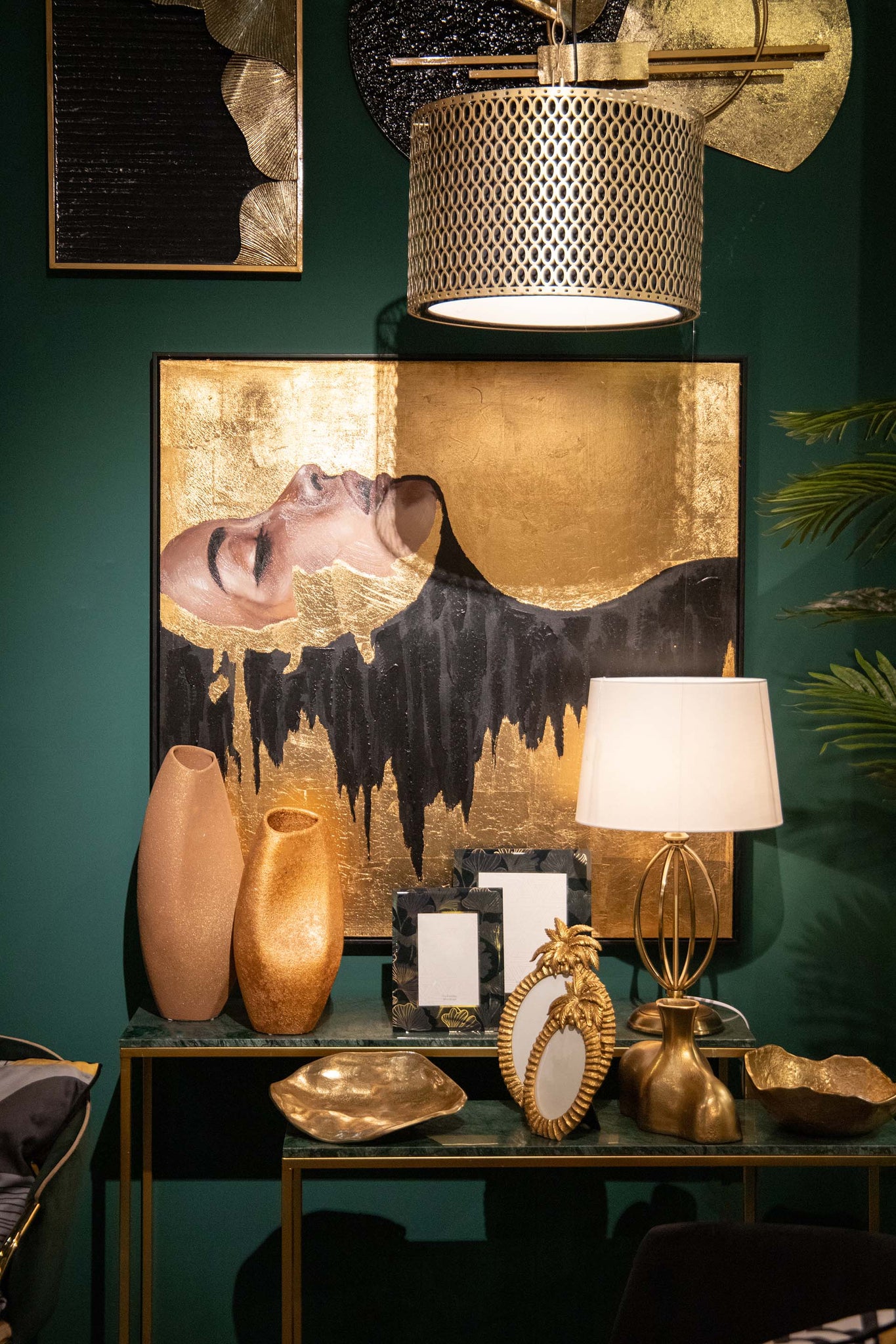 BROWN CERAMIC VASE 16x16x35 CM