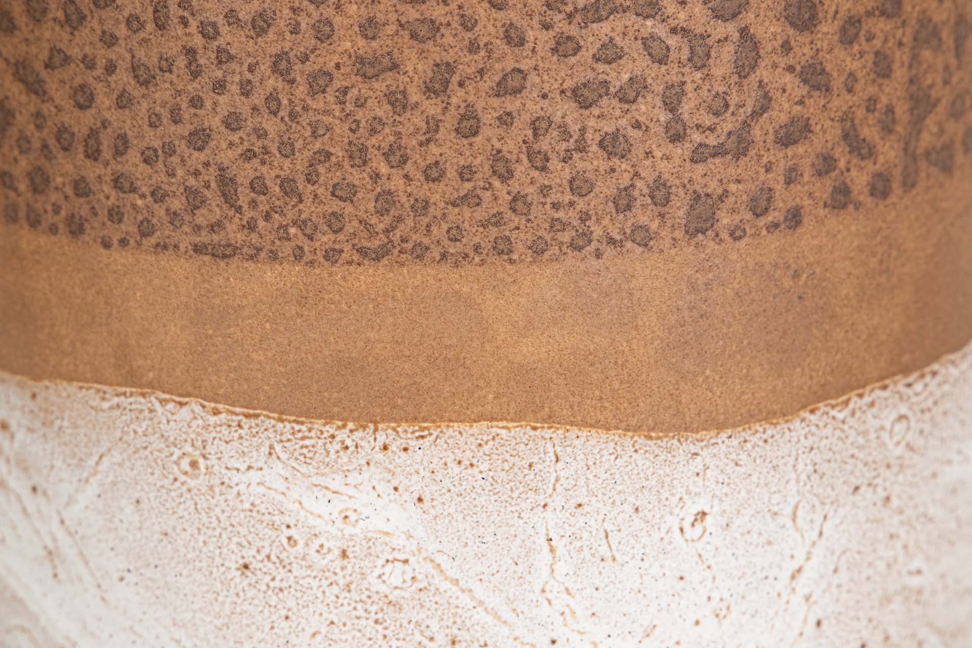 BROWN WHITE CERAMIC VASE 20x20x34 CM