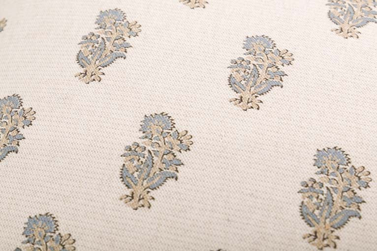 COJIN LINO FLORES RAYAS 45x45 CM - Min.2 uds