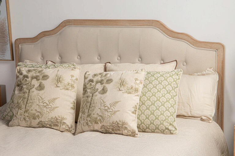 COJIN LINO FLORES VERDE 45x13x45 CM - Min.2 uds
