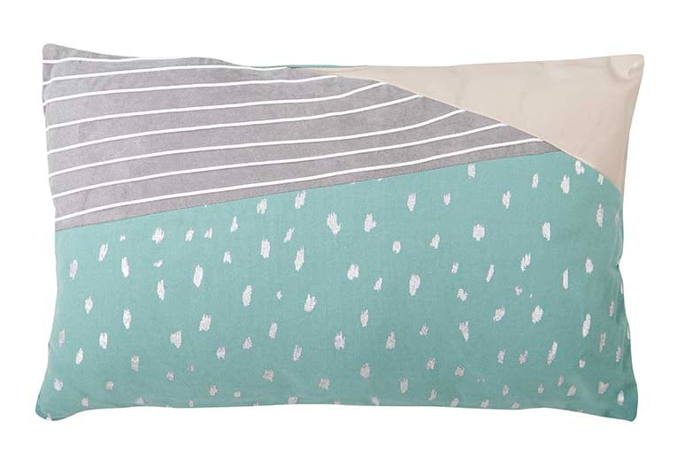 COJIN POLIESTER  53x13x33 CM - Min.2 uds