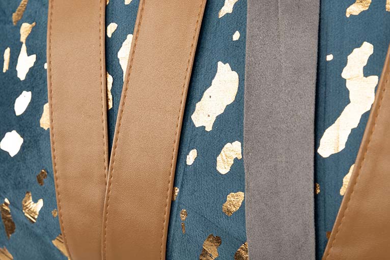 COJIN POLIESTER / VELVET  53x13x33 CM - Min.2 uds