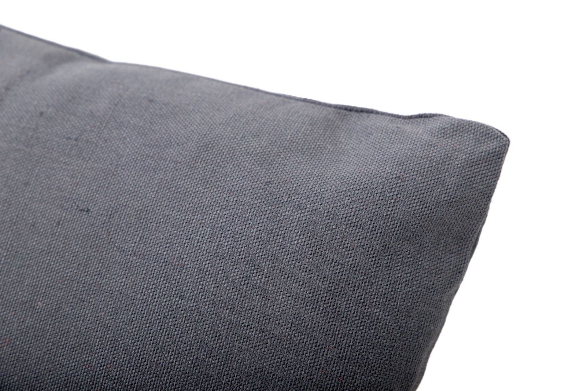 COJIN POLIESTER  53x13x33 CM - Min.2 uds