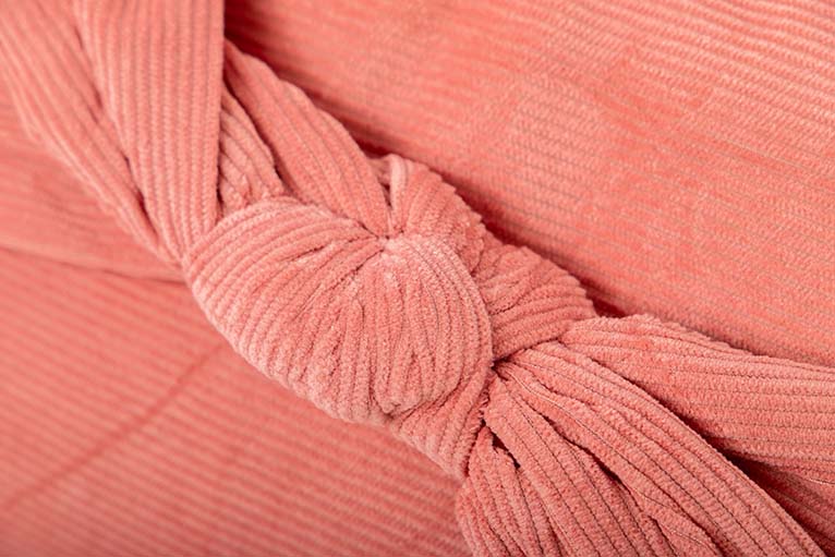 COJIN POLIESTER 53x13x33 CM - Min.2 uds