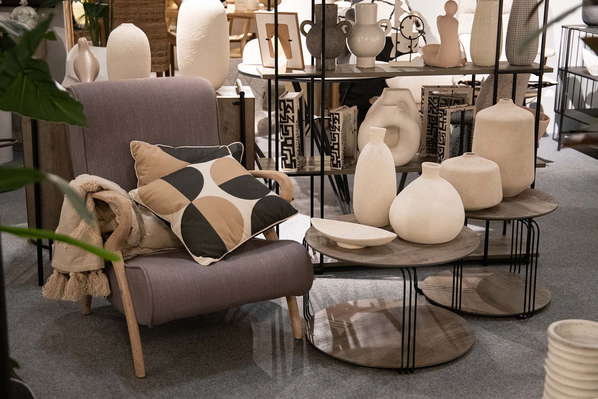 MESITA AUX. MDF METAL VINILO K/D 50x50x40 CM