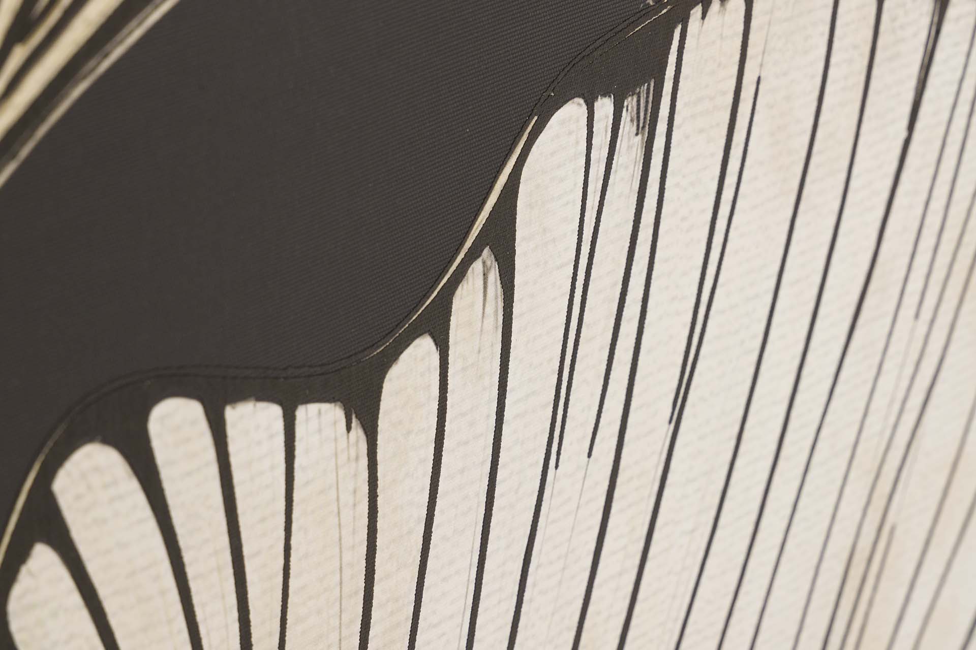 FOAM LEAVES FRAME WITH BLACK FRAME 83x4x123 CM