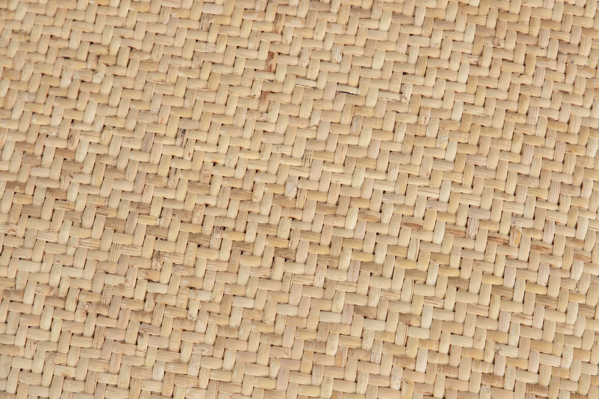 MEDALLION CHAIR WITH GRID WOODEN LEGS 44X48X92CM - Min. 2 pcs