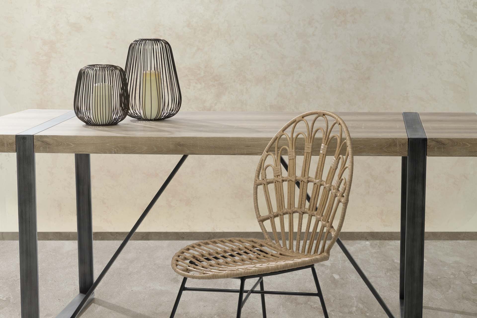 NATURAL BLACK SYNTHETIC RATTAN CHAIR 53x56x82 CM