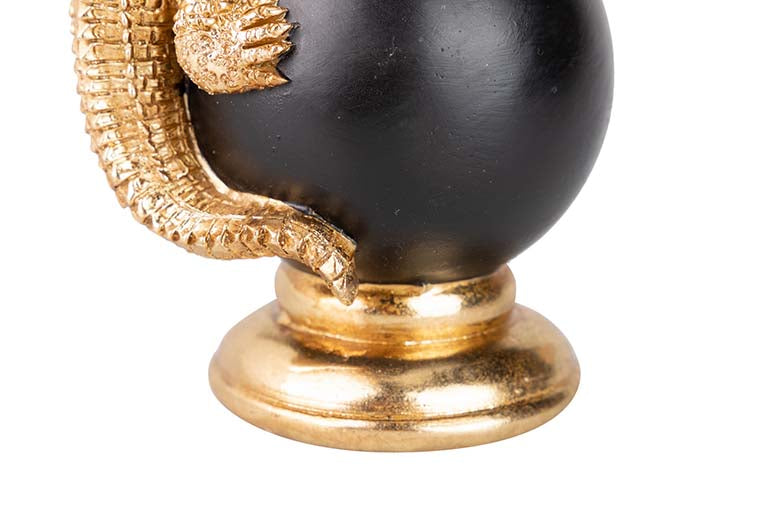 Figura de crocodilo bola decoração de resina 10x8x15 cm