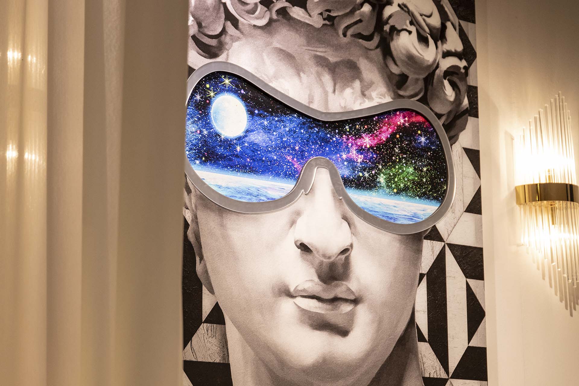 CUADRO DAVID GAFAS GALAXY 117x3x147 CM