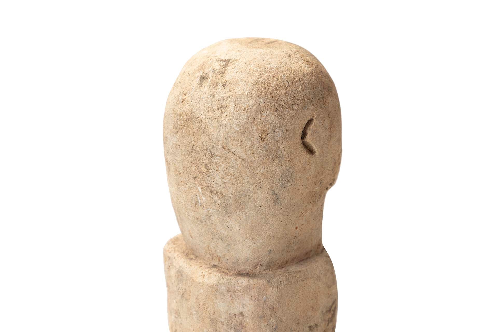 FIGURA DECORACION PIEDRA BLANCA 10x10x49 CM