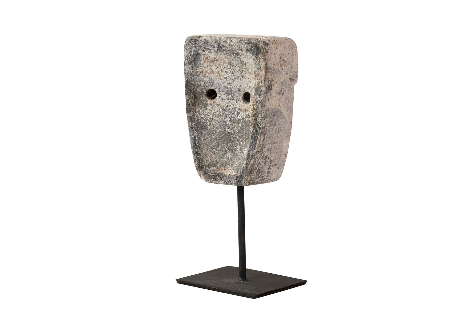 FIGURA DECORATIVA PIEDRA 8x7x23 CM