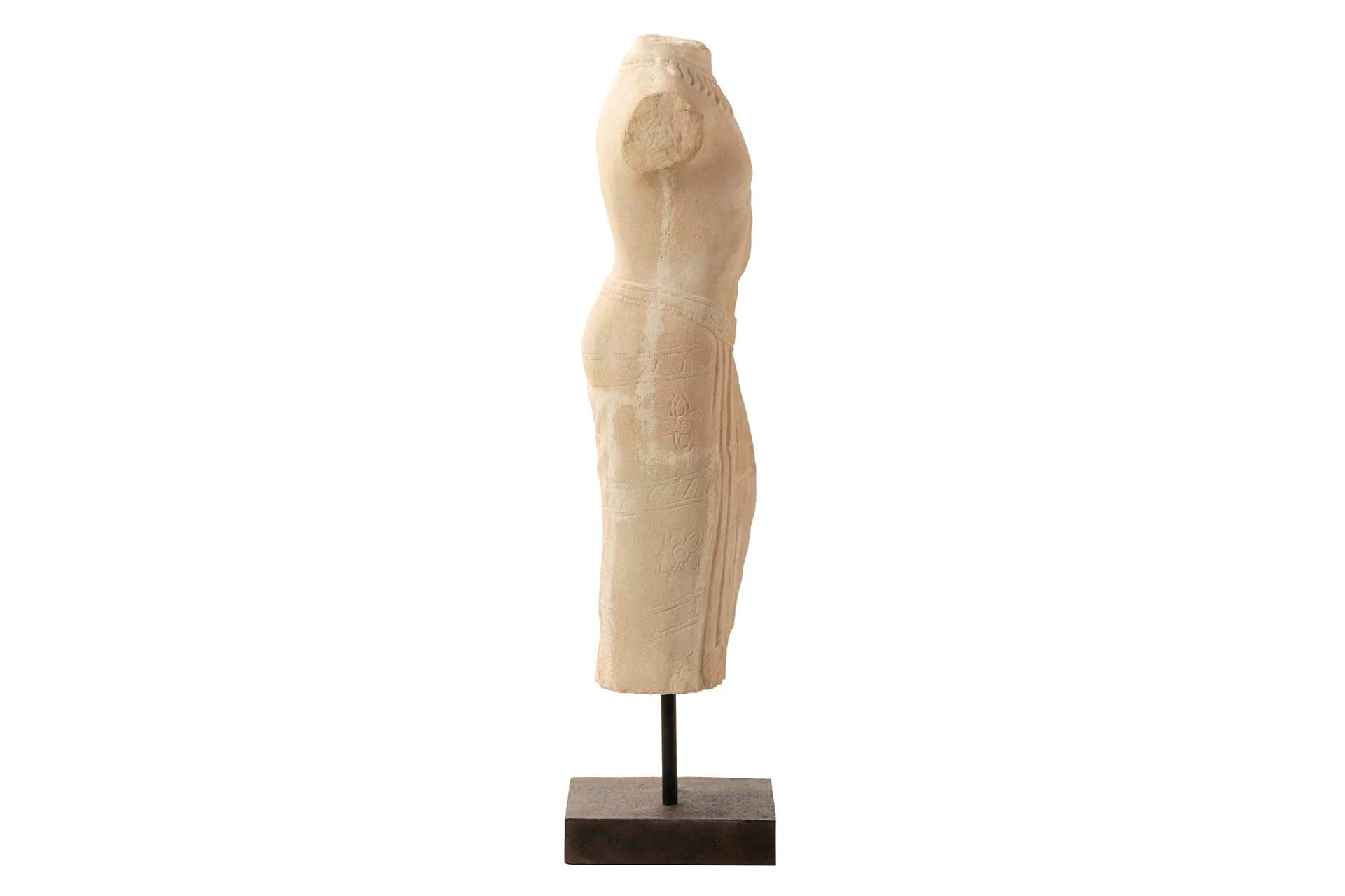 FIGURA TORSO HOMBRE TERRACOTA BLANCO 40x35x130 CM