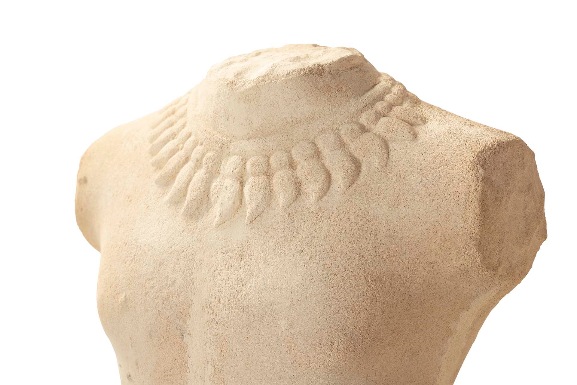 FIGURA TORSO HOMBRE TERRACOTA BLANCO 40x35x130 CM