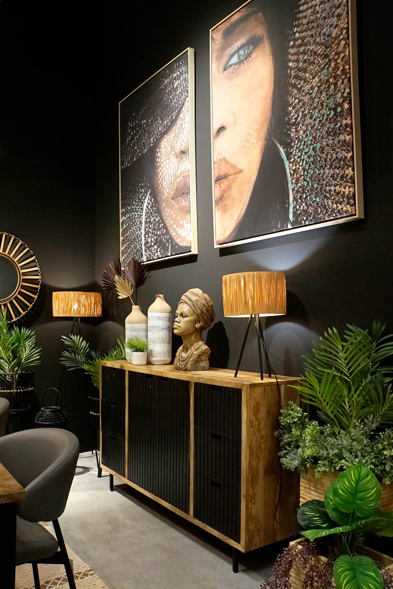 Cuadro Ps Lienzo 103X4,5X143 Chica 2 Surt.