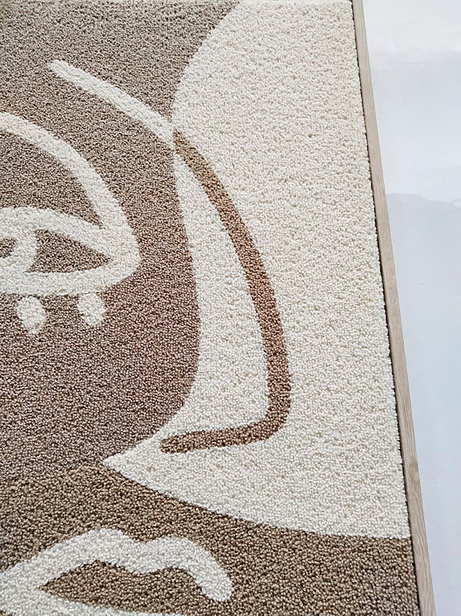 Wool Mdf Frame 53X4.3X73 Abstract Face 2 Assorted.