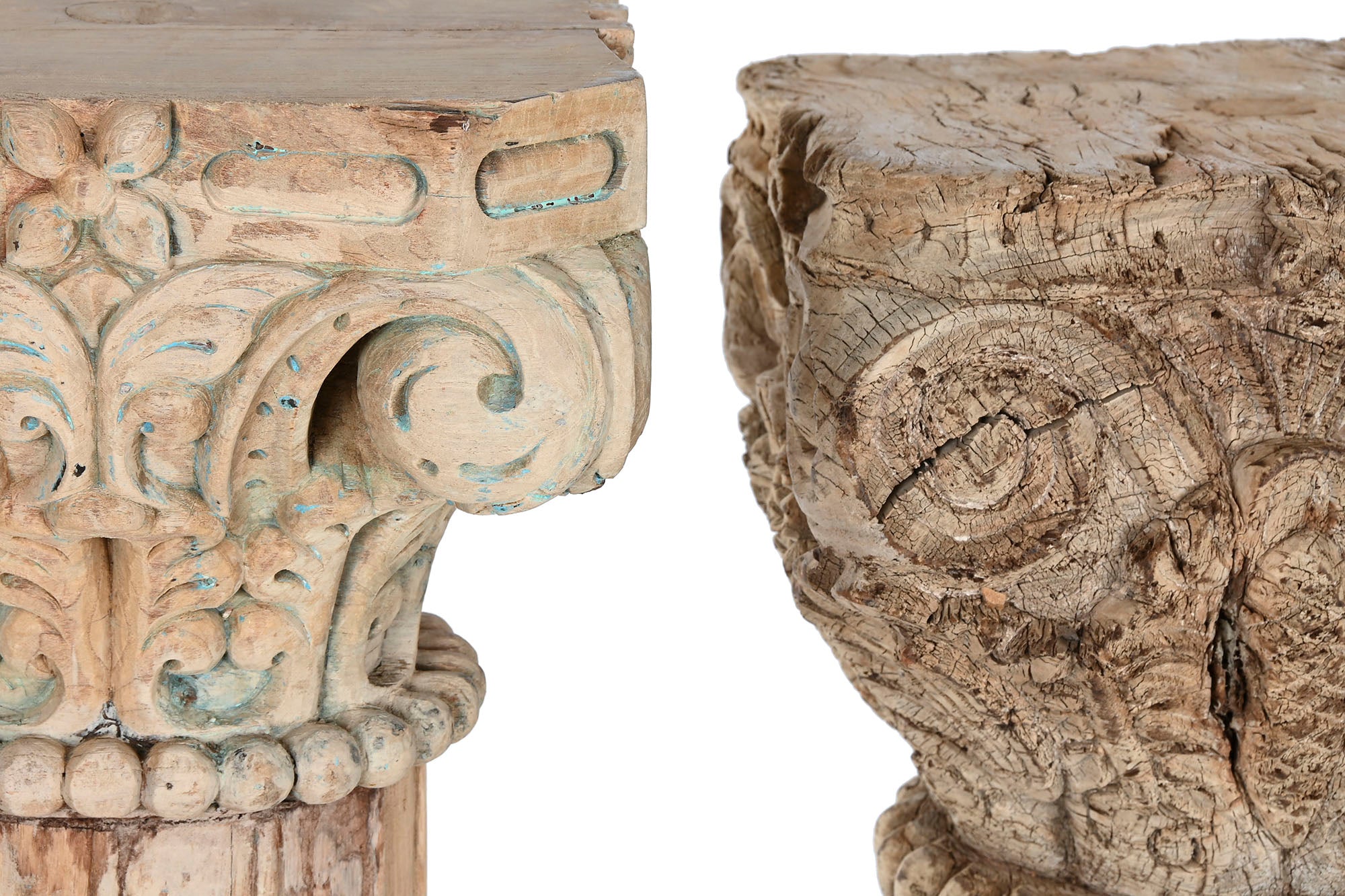 Coluna de madeira esculpida 30X30X114 peça única