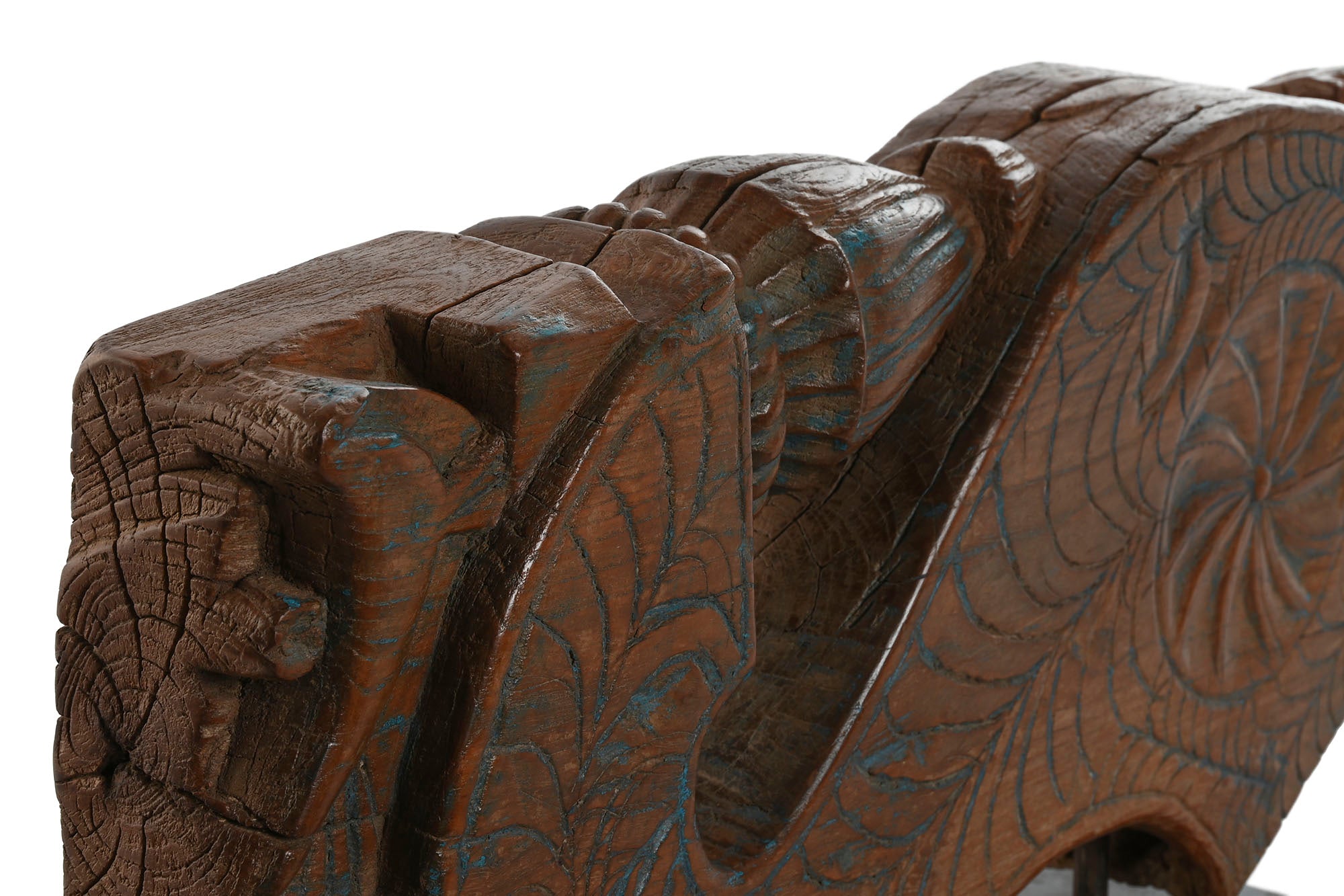 Escultura de madeira 80x15x35 peça única sortida