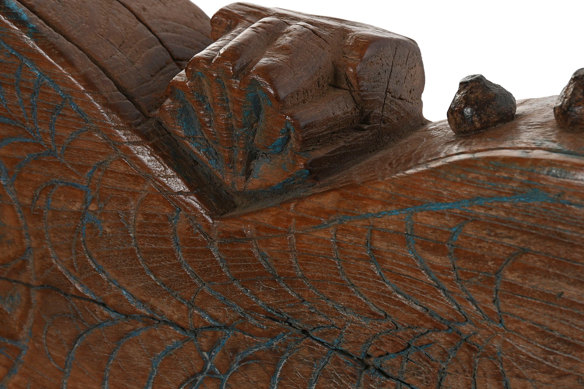 Escultura de madeira 80x15x35 peça única sortida