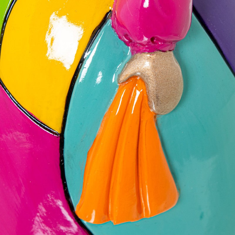 Figura Menina 20cm Resina Colores