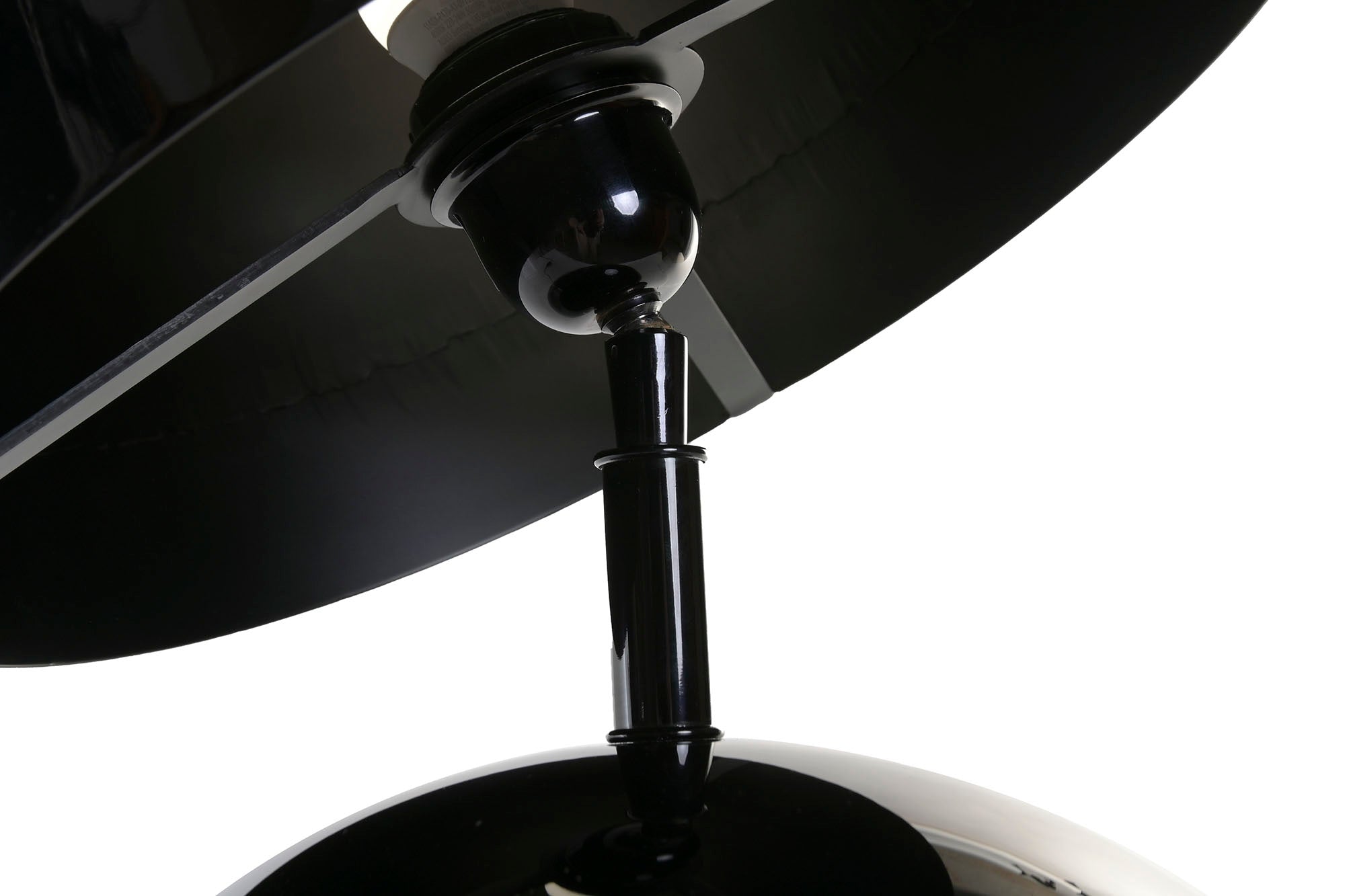 Luminária de Mesa em Aço Patinado 31X31X59 Preto