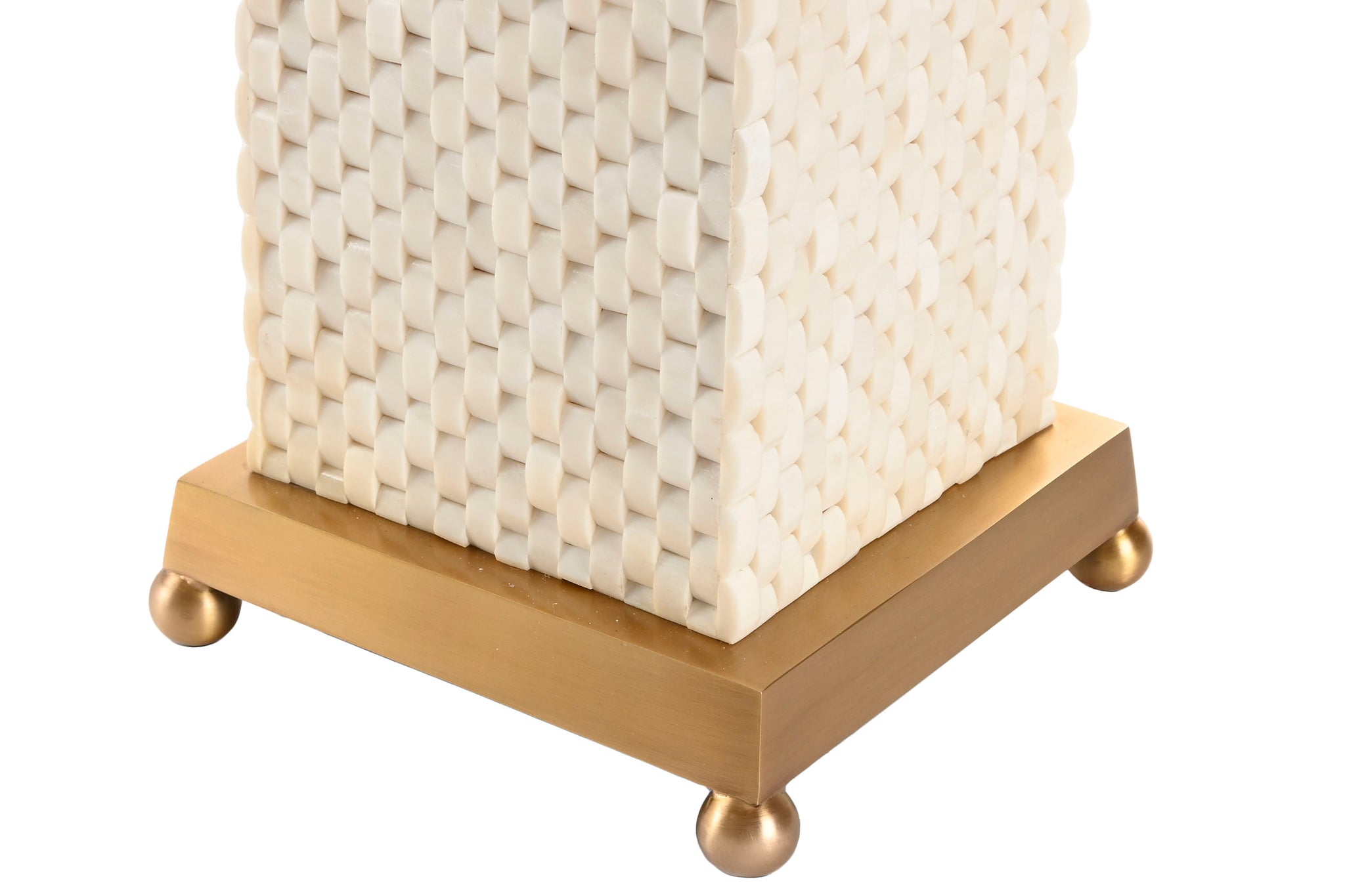 Bone Brass Table Lamp 14X36X57 Gold