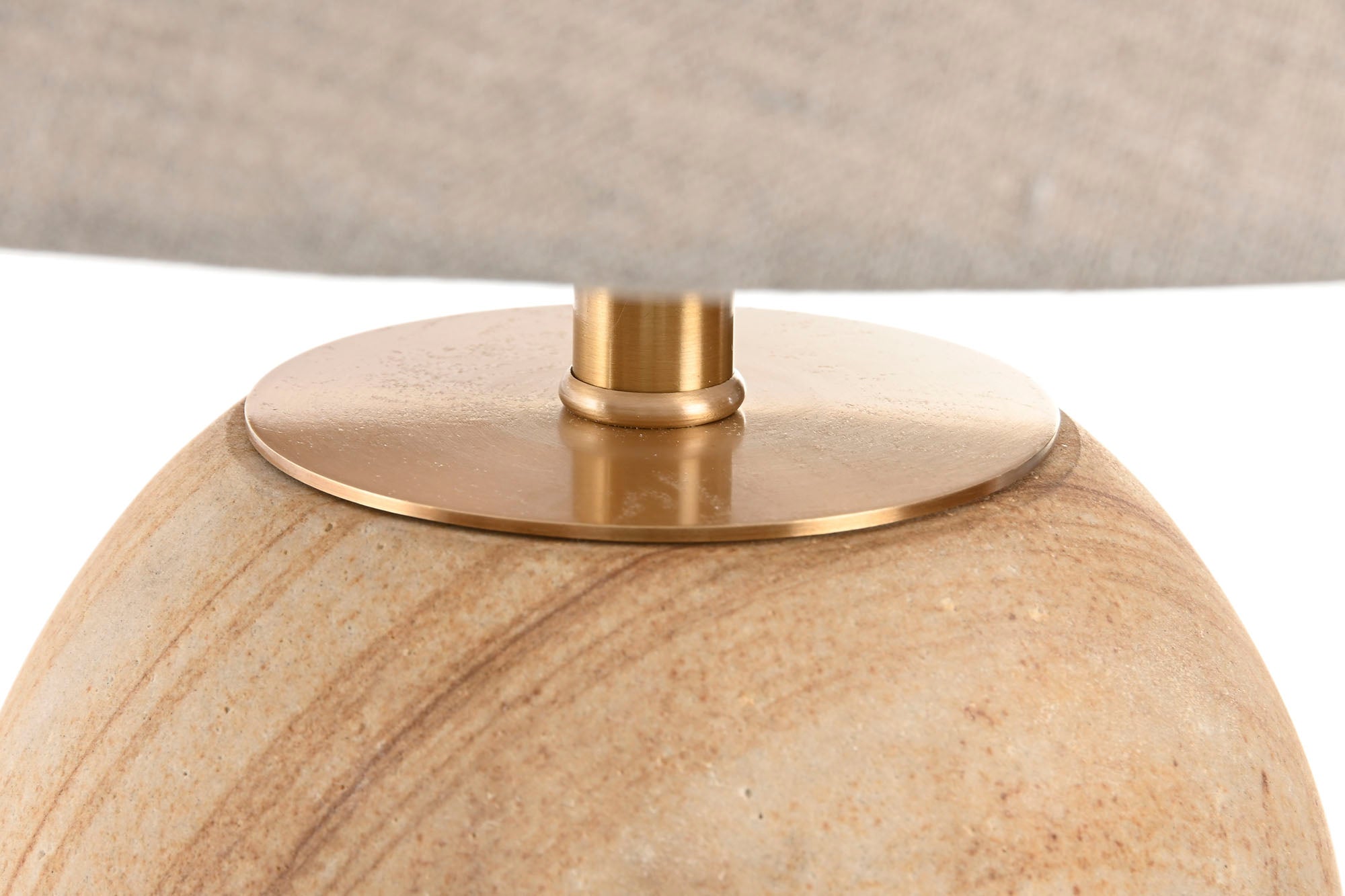 Luminária de Mesa em Madeira Latão 36X36X52 Natural