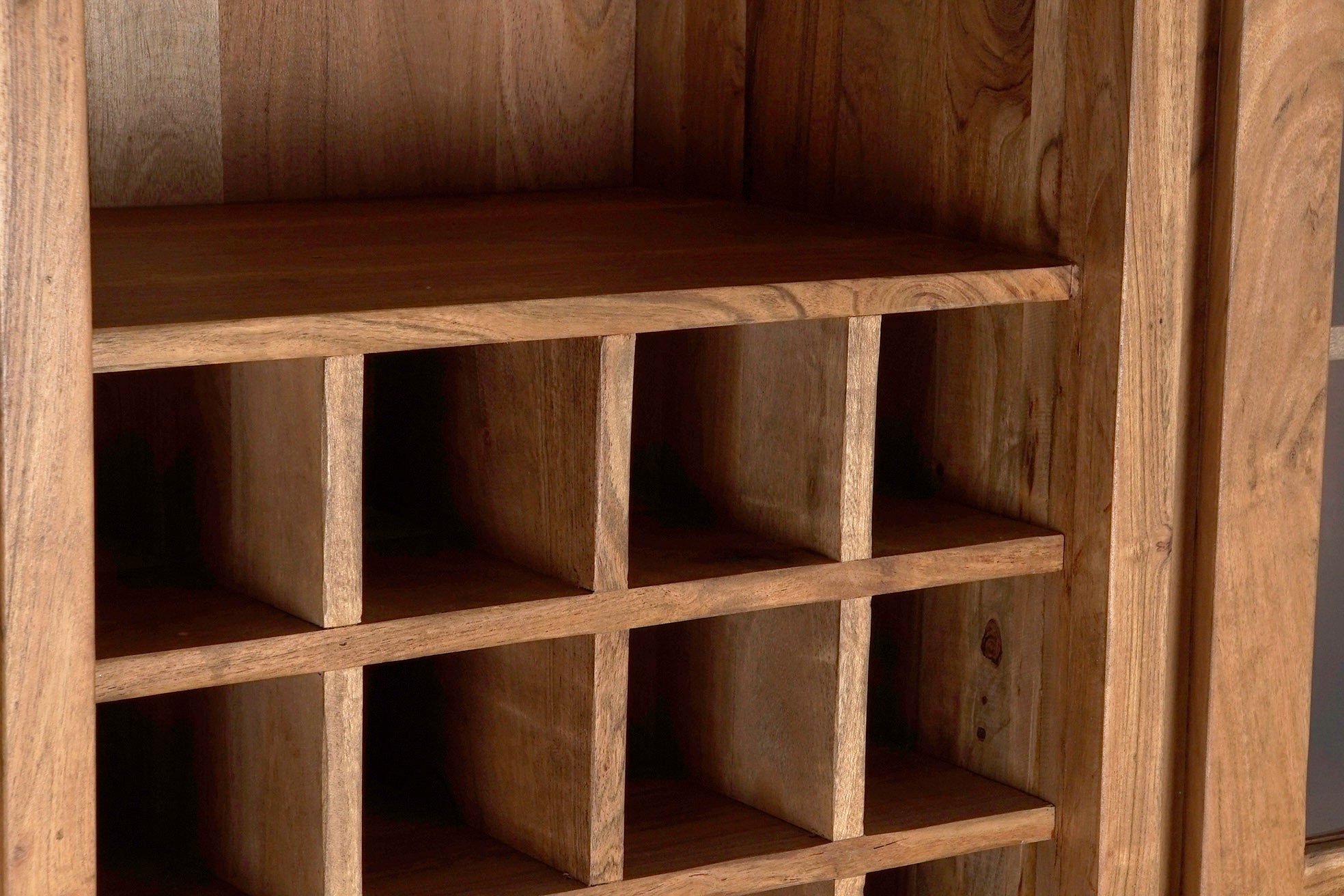 Acacia Crystal Display Case 160X41X153 Brown Wine Rack