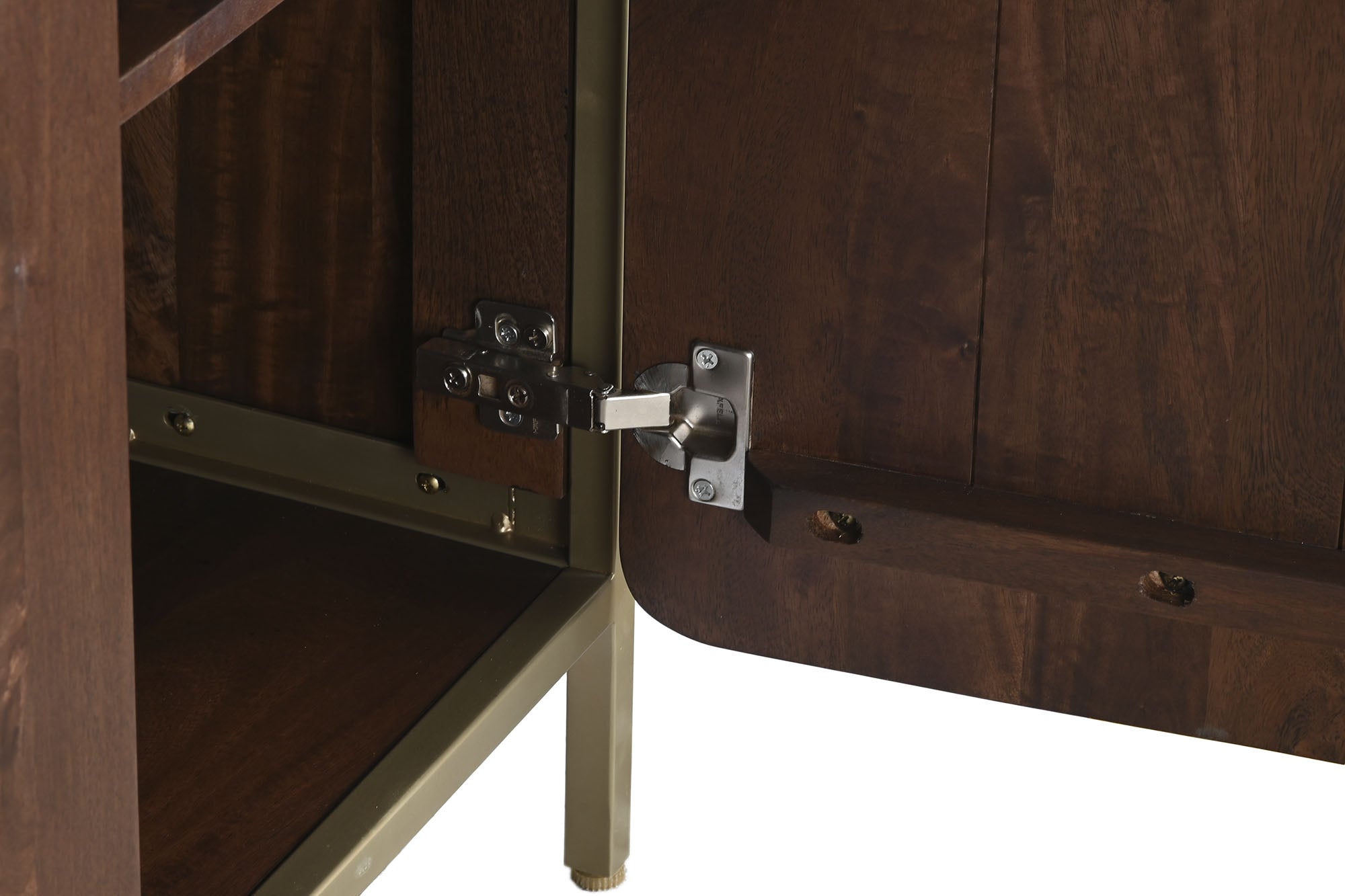 Buffet com puxador de aço 160X40X81 marrom